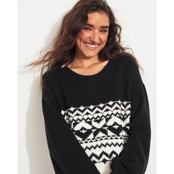 Hollister Patterned Crewneck Sweater - Picture 1 of 5